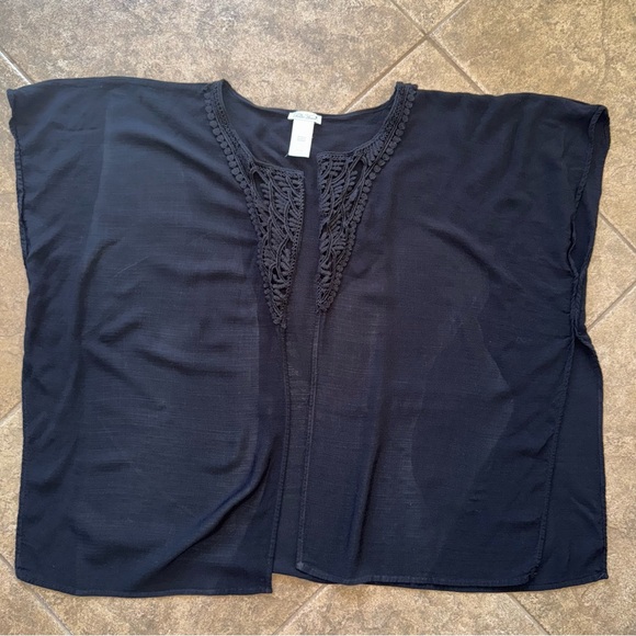 The Pioneer Woman Crochet Front Ruana Layering Piece - Black - Picture 9 of 12